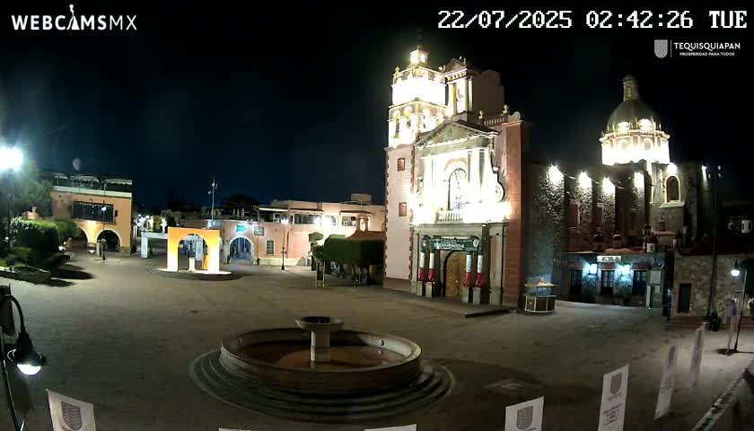 Tequisquiapan, Plaza Miguel Hidalgo & Parish St. Mary of the Assumption Live Cam - Tequisquiapan, Queretaro, Mexico