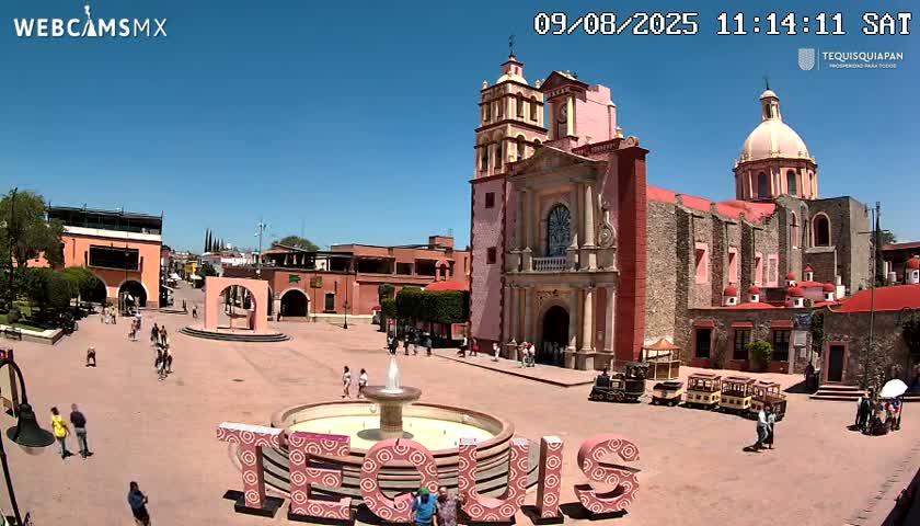 Tequisquiapan, Plaza Miguel Hidalgo & Parish St. Mary of the Assumption Live Cam - Tequisquiapan, Queretaro, Mexico