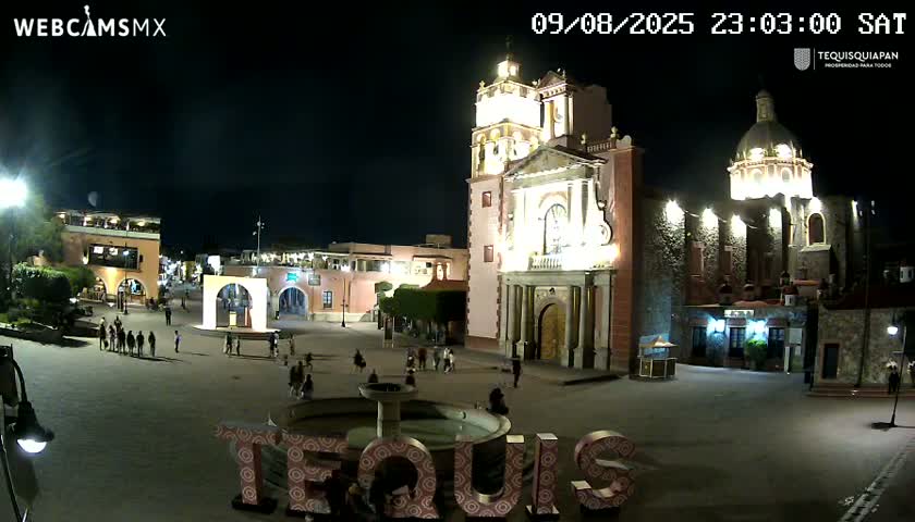Tequisquiapan, Plaza Miguel Hidalgo & Parish St. Mary of the Assumption Live Cam - Tequisquiapan, Queretaro, Mexico