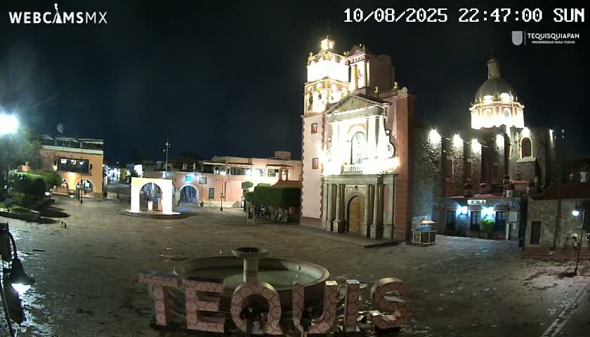 Tequisquiapan, Plaza Miguel Hidalgo & Parish St. Mary of the Assumption Live Cam - Tequisquiapan, Queretaro, Mexico