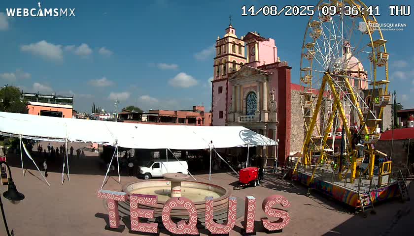 Tequisquiapan, Plaza Miguel Hidalgo & Parish St. Mary of the Assumption Live Cam - Tequisquiapan, Queretaro, Mexico