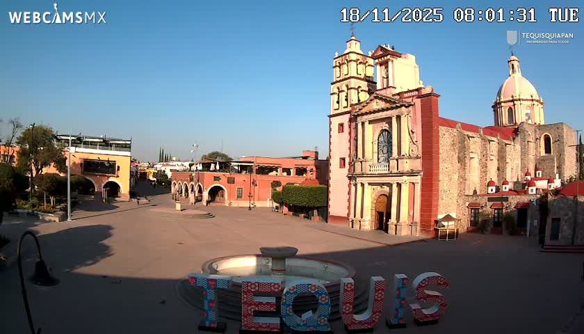 Tequisquiapan, Plaza Miguel Hidalgo & Parish St. Mary of the Assumption Live Cam - Tequisquiapan, Queretaro, Mexico