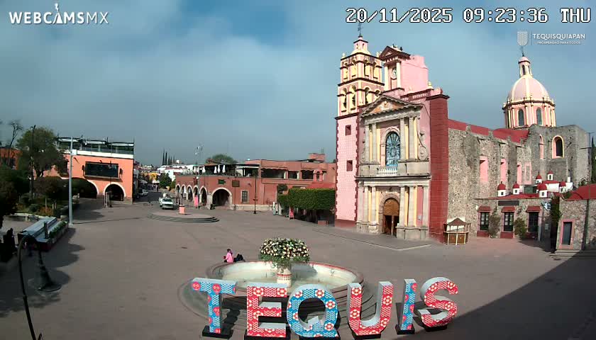 Tequisquiapan, Plaza Miguel Hidalgo & Parish St. Mary of the Assumption Live Cam - Tequisquiapan, Queretaro, Mexico