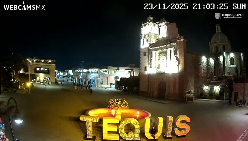 Tequisquiapan, Plaza Miguel Hidalgo & Parish St. Mary of the Assumption Live Cam - Tequisquiapan, Queretaro, Mexico