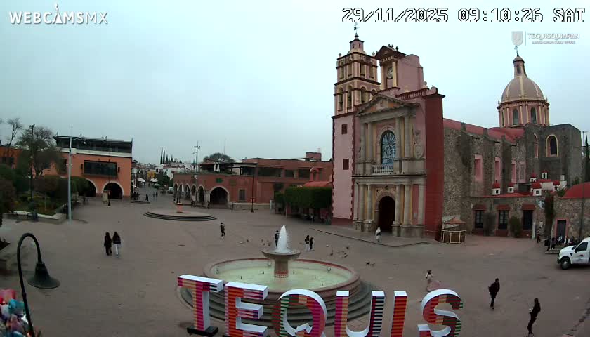 Tequisquiapan, Plaza Miguel Hidalgo & Parish St. Mary of the Assumption Live Cam - Tequisquiapan, Queretaro, Mexico