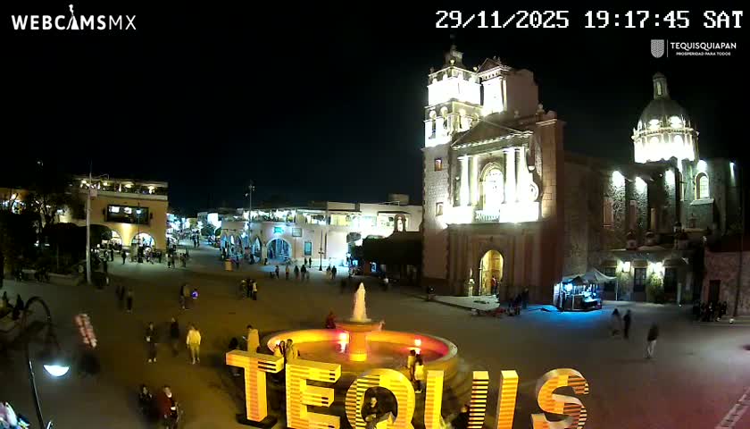 Tequisquiapan, Plaza Miguel Hidalgo & Parish St. Mary of the Assumption Live Cam - Tequisquiapan, Queretaro, Mexico