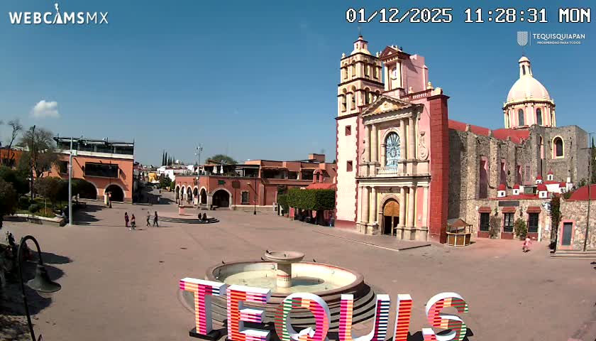 Tequisquiapan, Plaza Miguel Hidalgo & Parish St. Mary of the Assumption Live Cam - Tequisquiapan, Queretaro, Mexico