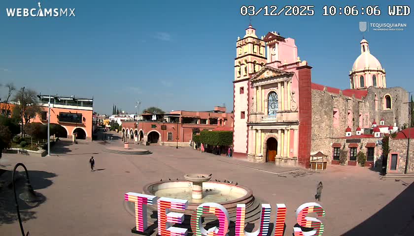 Tequisquiapan, Plaza Miguel Hidalgo & Parish St. Mary of the Assumption Live Cam - Tequisquiapan, Queretaro, Mexico