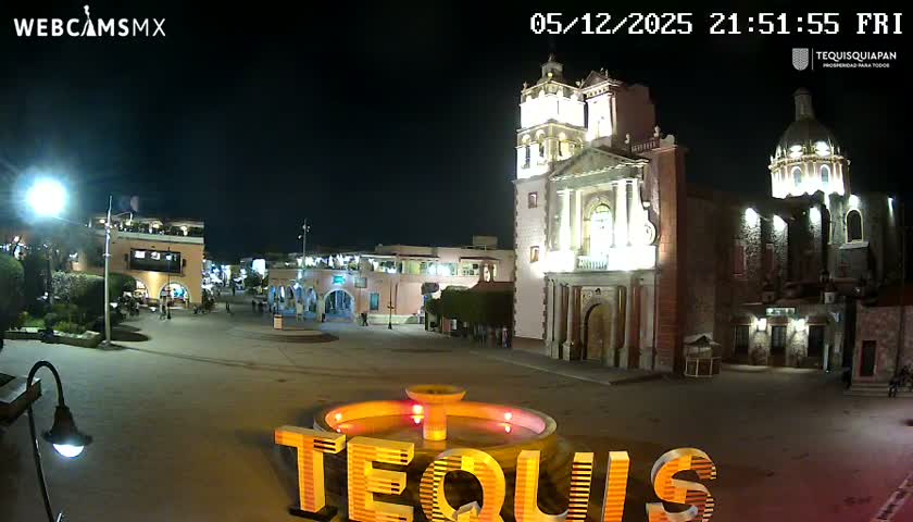 Tequisquiapan, Plaza Miguel Hidalgo & Parish St. Mary of the Assumption Live Cam - Tequisquiapan, Queretaro, Mexico