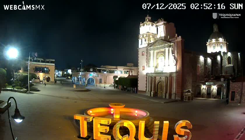 Tequisquiapan, Plaza Miguel Hidalgo & Parish St. Mary of the Assumption Live Cam - Tequisquiapan, Queretaro, Mexico