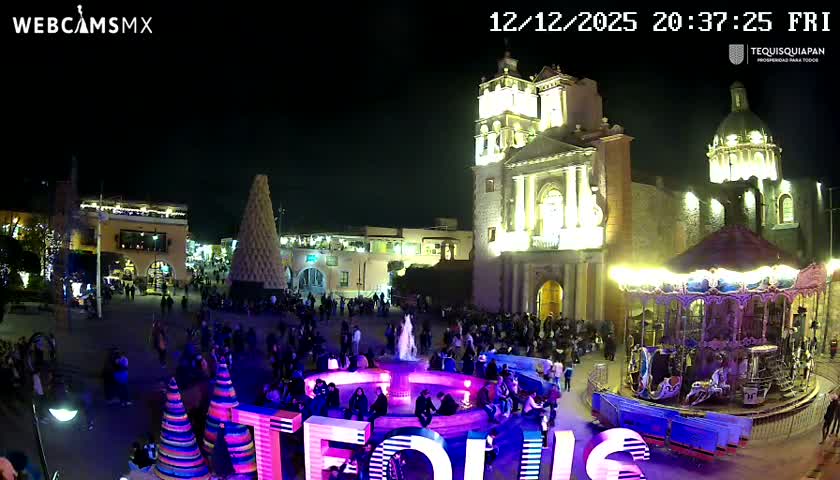 Tequisquiapan, Plaza Miguel Hidalgo & Parish St. Mary of the Assumption Live Cam - Tequisquiapan, Queretaro, Mexico
