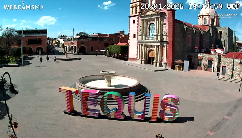 Tequisquiapan, Plaza Miguel Hidalgo & Parish St. Mary of the Assumption Live Cam - Tequisquiapan, Queretaro, Mexico