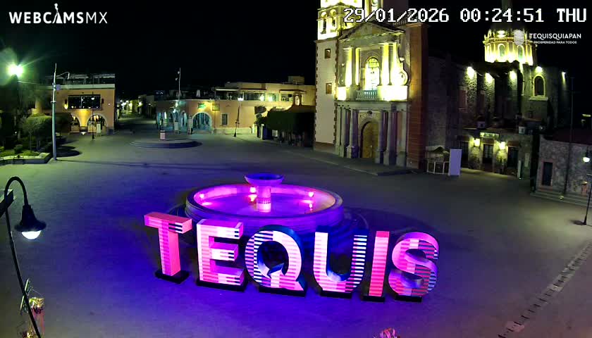Tequisquiapan, Plaza Miguel Hidalgo & Parish St. Mary of the Assumption Live Cam - Tequisquiapan, Queretaro, Mexico