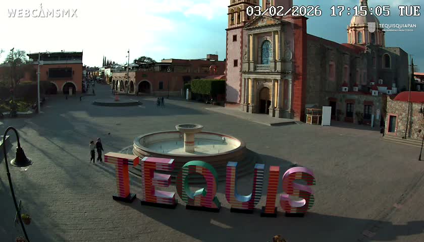 Tequisquiapan, Plaza Miguel Hidalgo & Parish St. Mary of the Assumption Live Cam - Tequisquiapan, Queretaro, Mexico