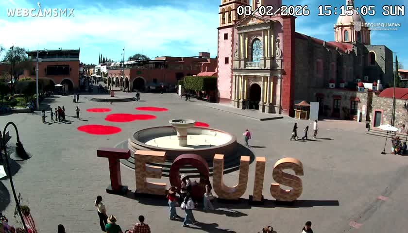 Tequisquiapan, Plaza Miguel Hidalgo & Parish St. Mary of the Assumption Live Cam - Tequisquiapan, Queretaro, Mexico