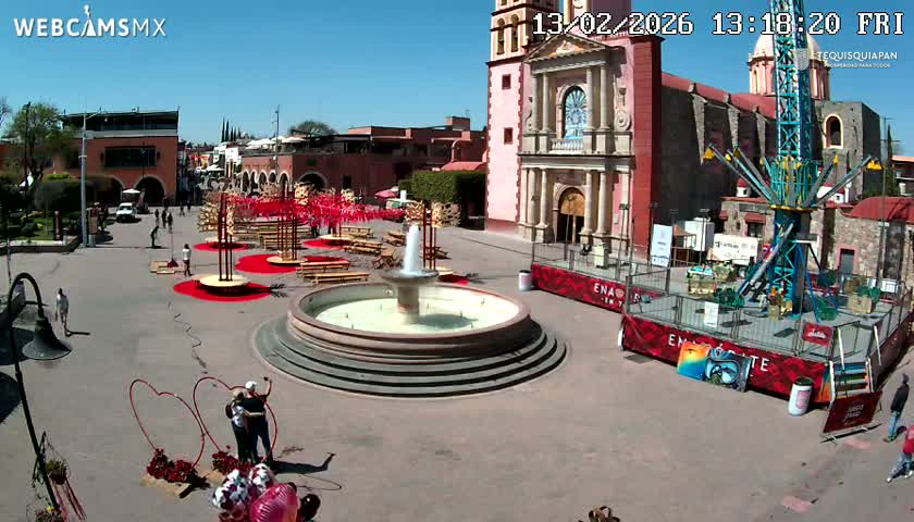 Tequisquiapan, Plaza Miguel Hidalgo & Parish St. Mary of the Assumption Live Cam - Tequisquiapan, Queretaro, Mexico