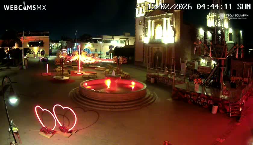 Tequisquiapan, Plaza Miguel Hidalgo & Parish St. Mary of the Assumption Live Cam - Tequisquiapan, Queretaro, Mexico