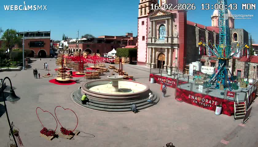 Tequisquiapan, Plaza Miguel Hidalgo & Parish St. Mary of the Assumption Live Cam - Tequisquiapan, Queretaro, Mexico