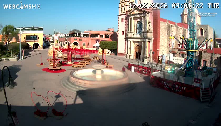 Tequisquiapan, Plaza Miguel Hidalgo & Parish St. Mary of the Assumption Live Cam - Tequisquiapan, Queretaro, Mexico