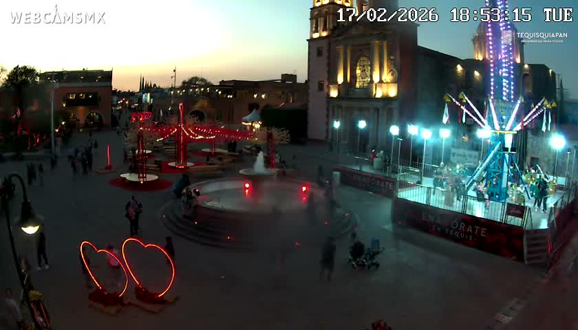 Tequisquiapan, Plaza Miguel Hidalgo & Parish St. Mary of the Assumption Live Cam - Tequisquiapan, Queretaro, Mexico