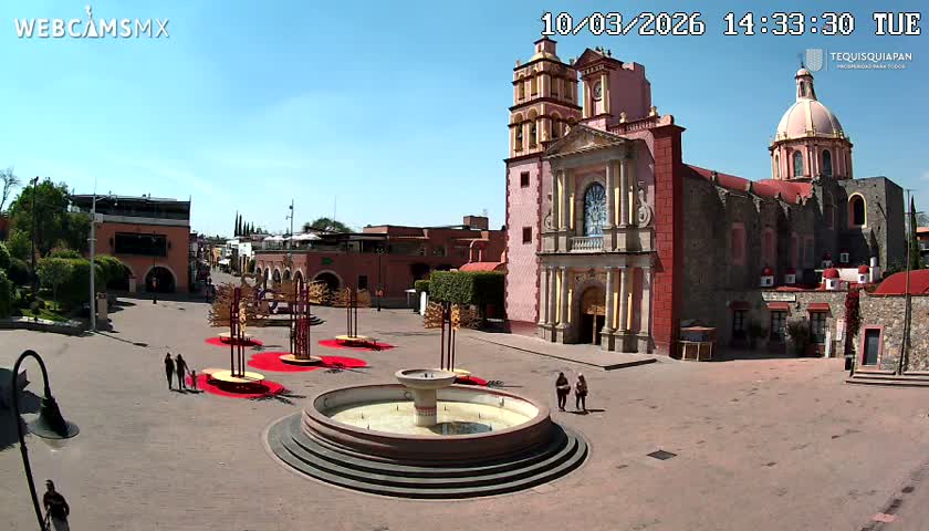 Tequisquiapan, Plaza Miguel Hidalgo & Parish St. Mary of the Assumption Live Cam - Tequisquiapan, Queretaro, Mexico