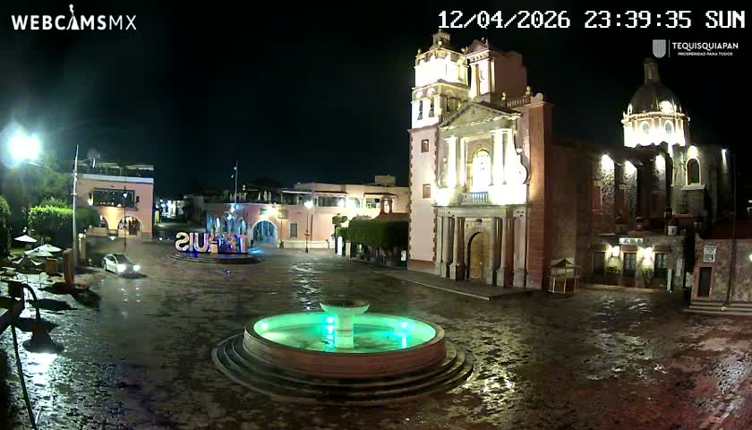 Tequisquiapan, Plaza Miguel Hidalgo & Parish St. Mary of the Assumption Live Cam - Tequisquiapan, Queretaro, Mexico
