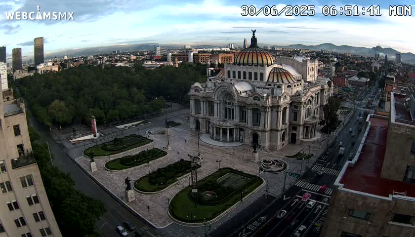 Mexio City, Palacio de Bellas Artes ( Palace of Fine Arts)  Live Cam - Cuauhtemoc, Ciudad de Mexico, Mexico