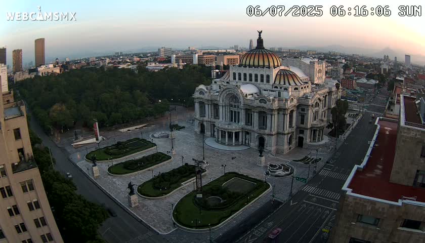 Mexio City, Palacio de Bellas Artes ( Palace of Fine Arts)  Live Cam - Cuauhtemoc, Ciudad de Mexico, Mexico
