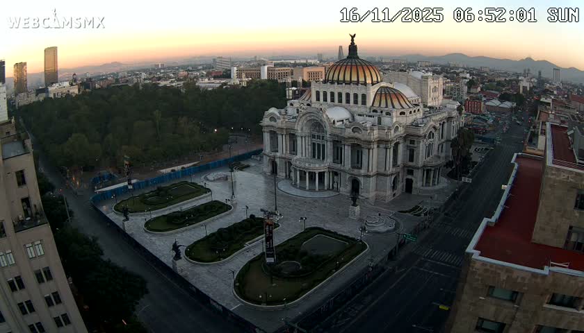 Mexio City, Palacio de Bellas Artes ( Palace of Fine Arts)  Live Cam - Cuauhtemoc, Ciudad de Mexico, Mexico