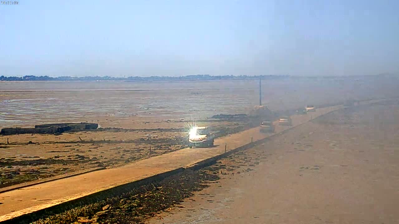 Noirmoutier - Passage du Gois Live Cam - Les Sables-d'Olonne , Vendée, Pays de la Loire, France