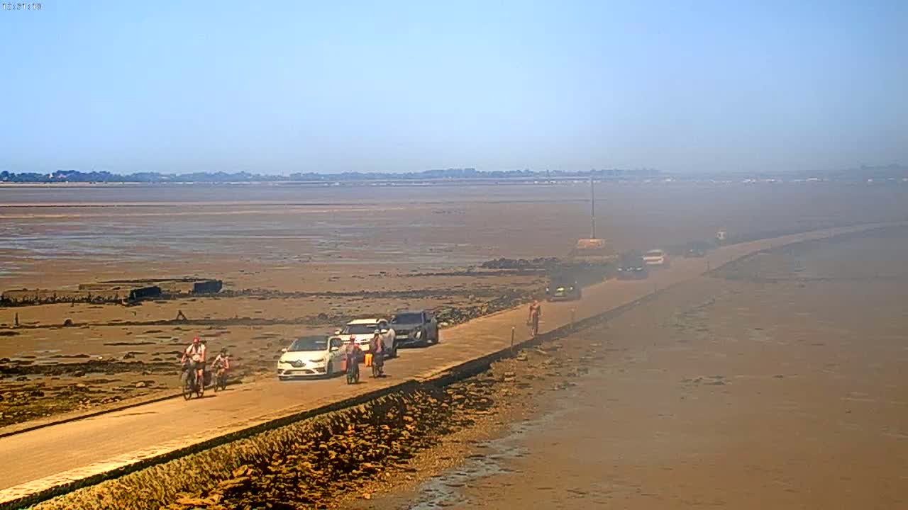 Noirmoutier - Passage du Gois Live Cam - Les Sables-d'Olonne , Vendée, Pays de la Loire, France