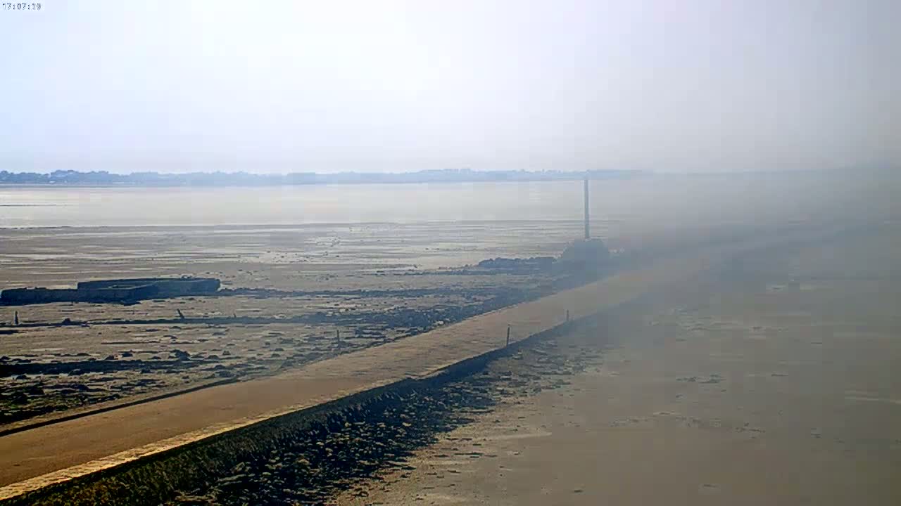 Noirmoutier - Passage du Gois Live Cam - Les Sables-d'Olonne , Vendée, Pays de la Loire, France