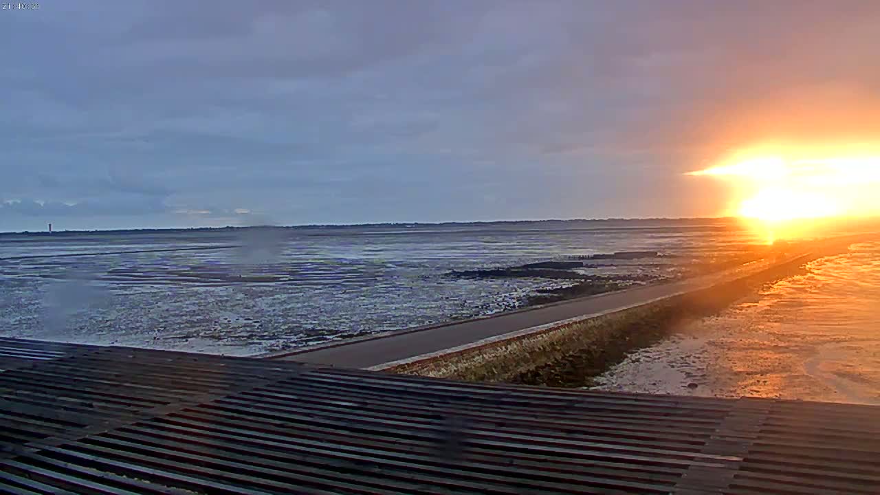 Noirmoutier - Passage du Gois Live Cam - Les Sables-d'Olonne , Vendée, Pays de la Loire, France