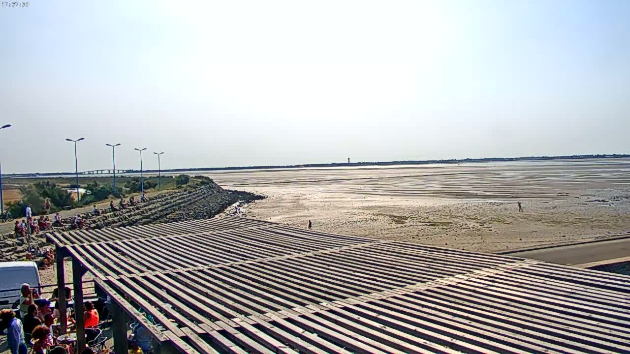 Noirmoutier - Passage du Gois Live Cam - Les Sables-d'Olonne , Vendée, Pays de la Loire, France