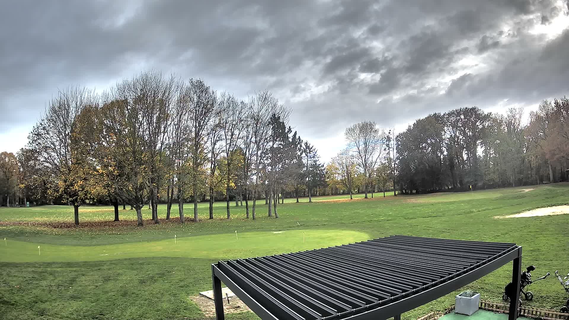 Neuvy-Pailloux, Golf des Sarrays Live Cam - Issoudun , Indre, Centre-Val de Loire, France