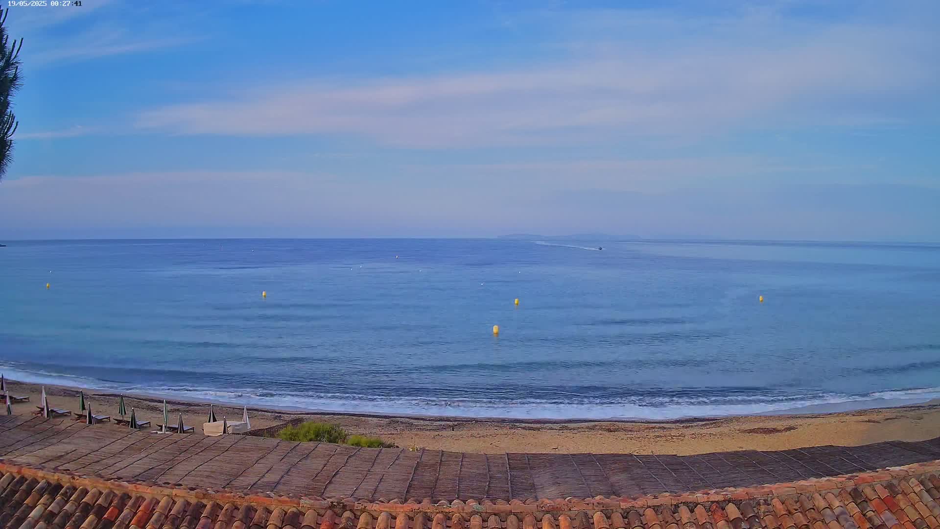 La Croix-Valmer - Plage d'Heraclee Live Cam  - Draguignan,  Var, Provence-Alpes-Cote d’Azur, France