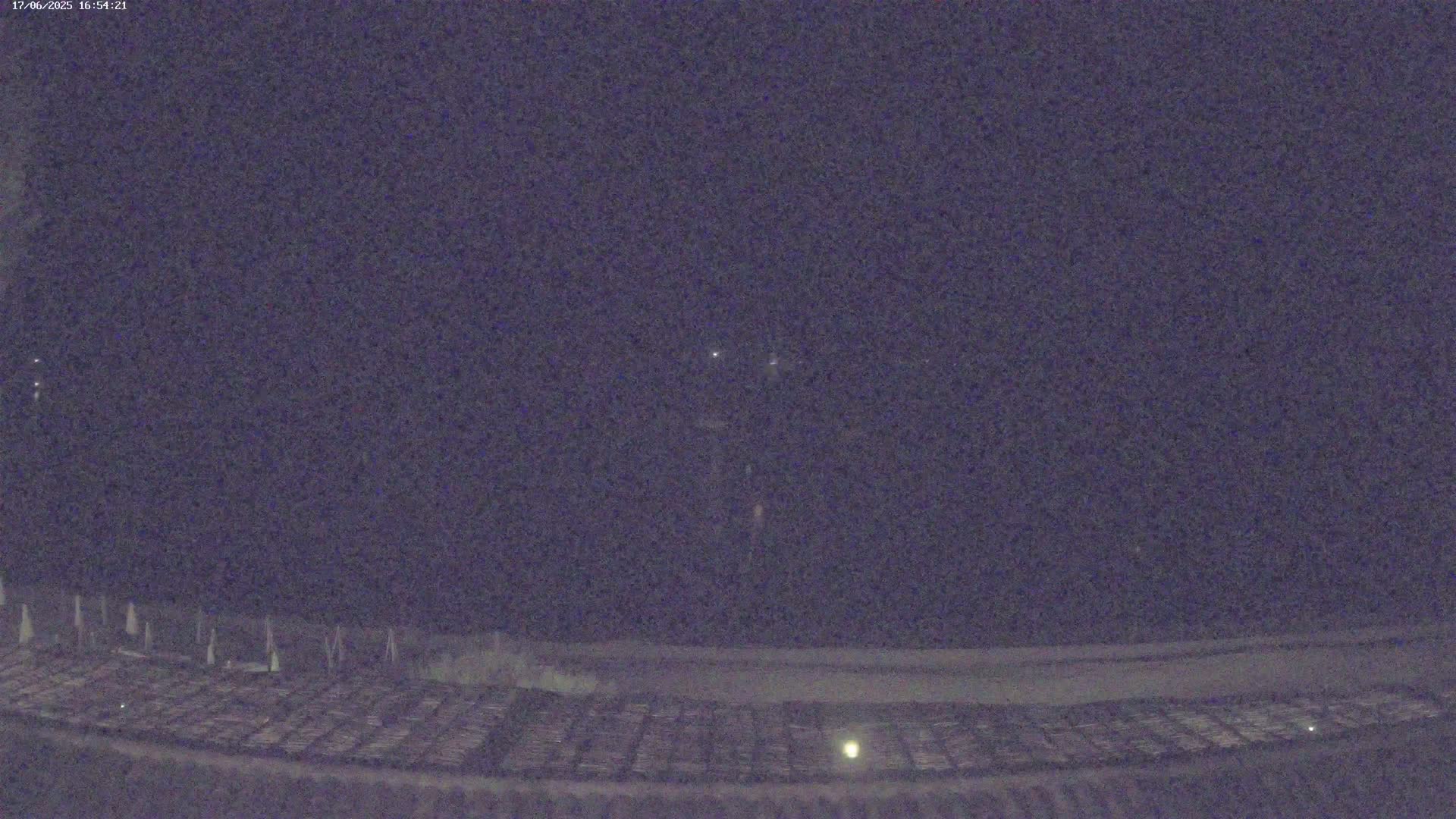 La Croix-Valmer - Plage d'Heraclee Live Cam  - Draguignan,  Var, Provence-Alpes-Cote d’Azur, France