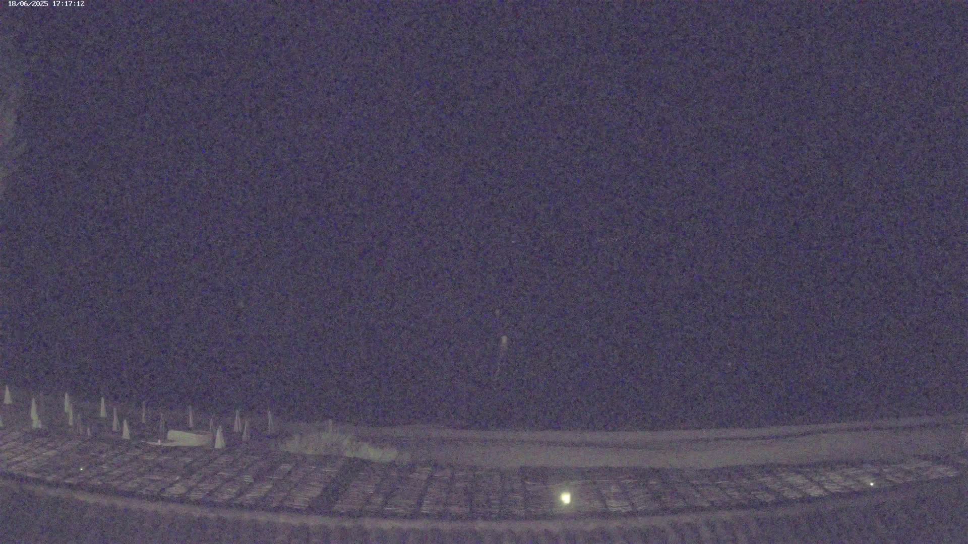 La Croix-Valmer - Plage d'Heraclee Live Cam  - Draguignan,  Var, Provence-Alpes-Cote d’Azur, France