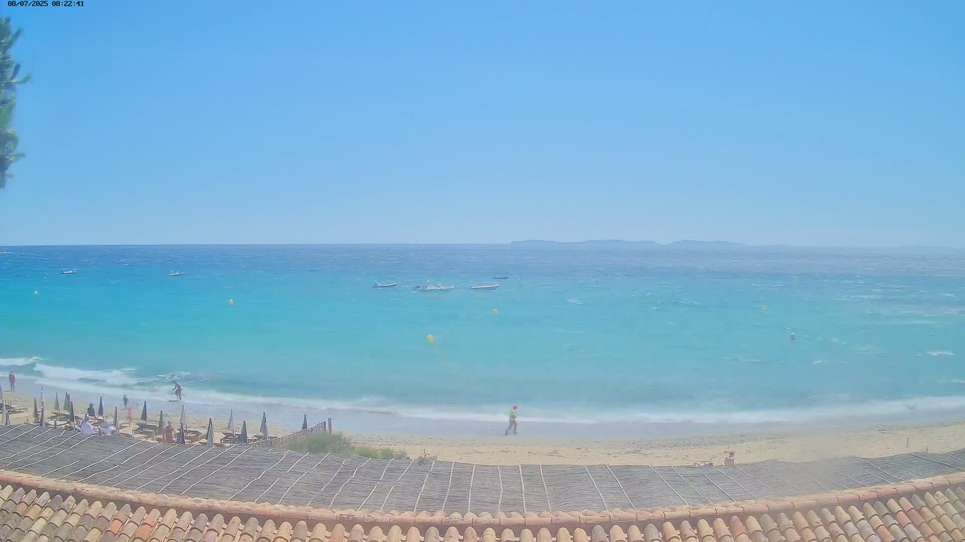 La Croix-Valmer - Plage d'Heraclee Live Cam  - Draguignan,  Var, Provence-Alpes-Cote d’Azur, France