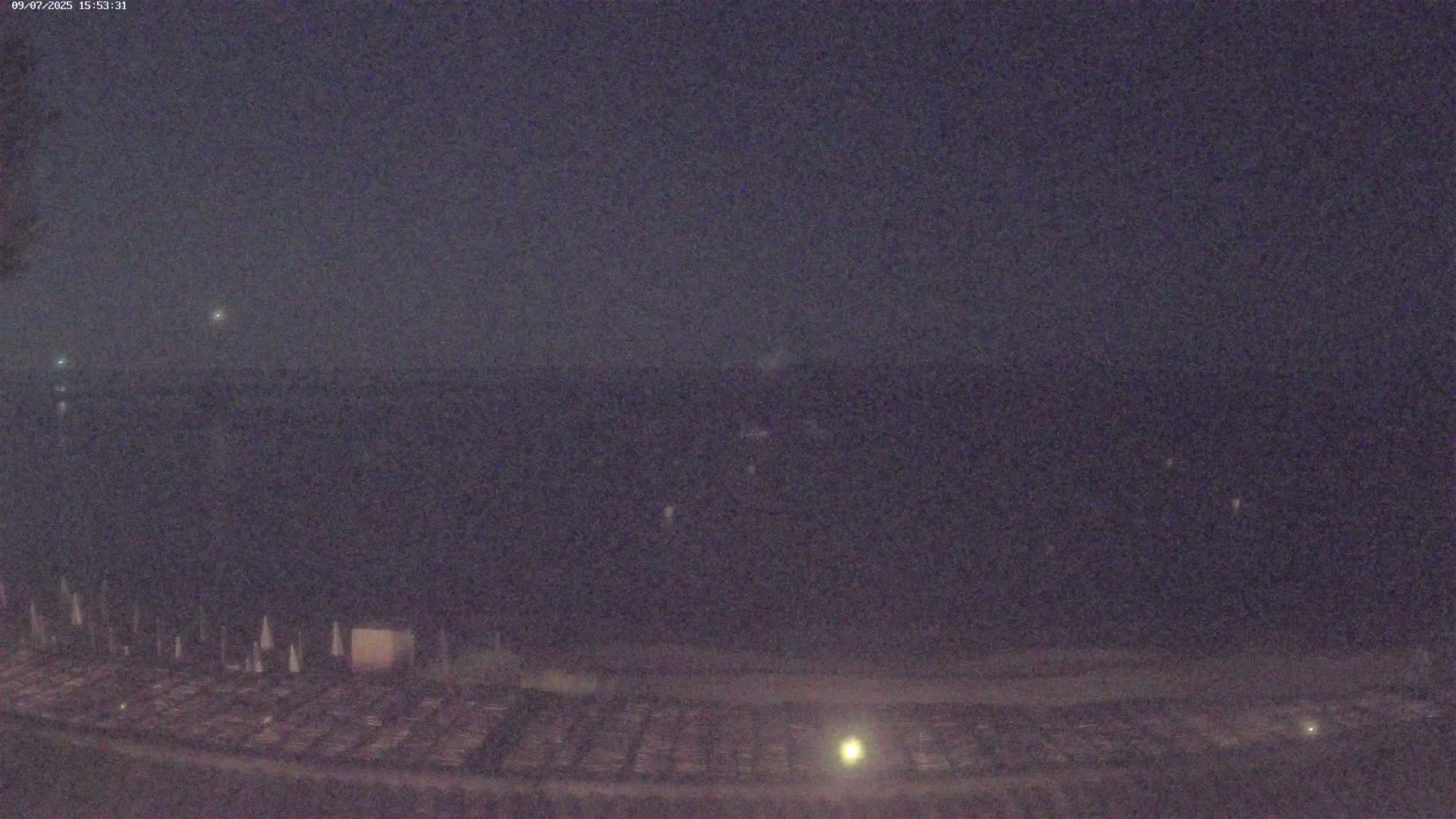 La Croix-Valmer - Plage d'Heraclee Live Cam  - Draguignan,  Var, Provence-Alpes-Cote d’Azur, France