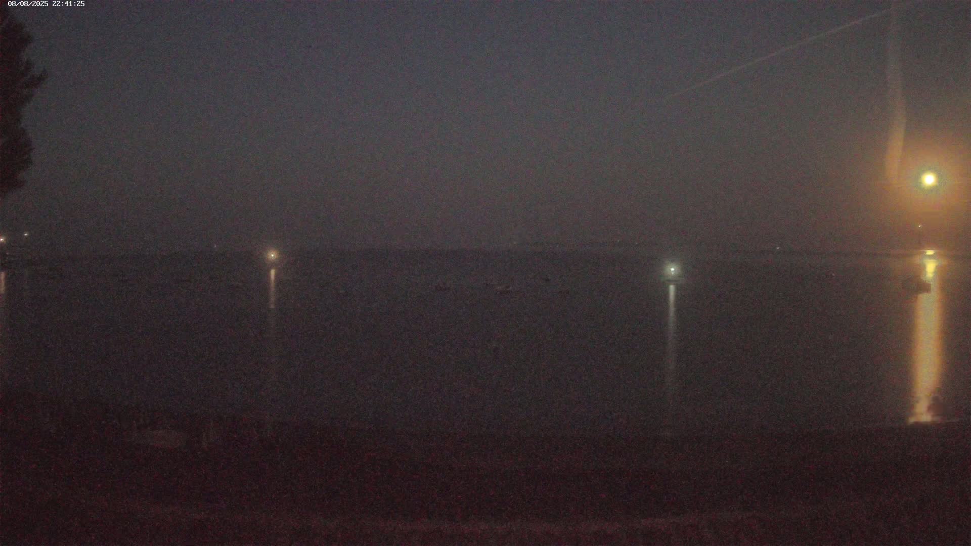La Croix-Valmer - Plage d'Heraclee Live Cam  - Draguignan,  Var, Provence-Alpes-Cote d’Azur, France