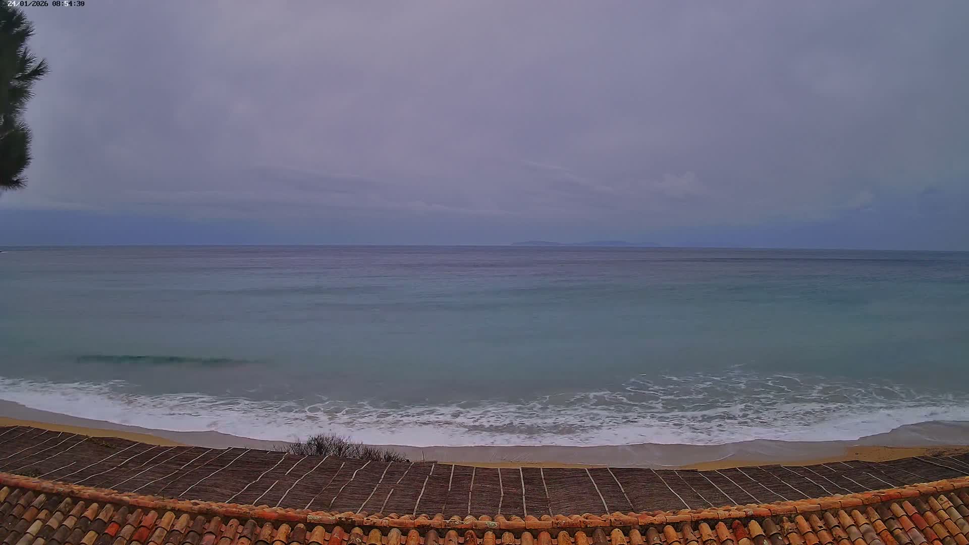 La Croix-Valmer - Plage d'Heraclee Live Cam  - Draguignan,  Var, Provence-Alpes-Cote d’Azur, France