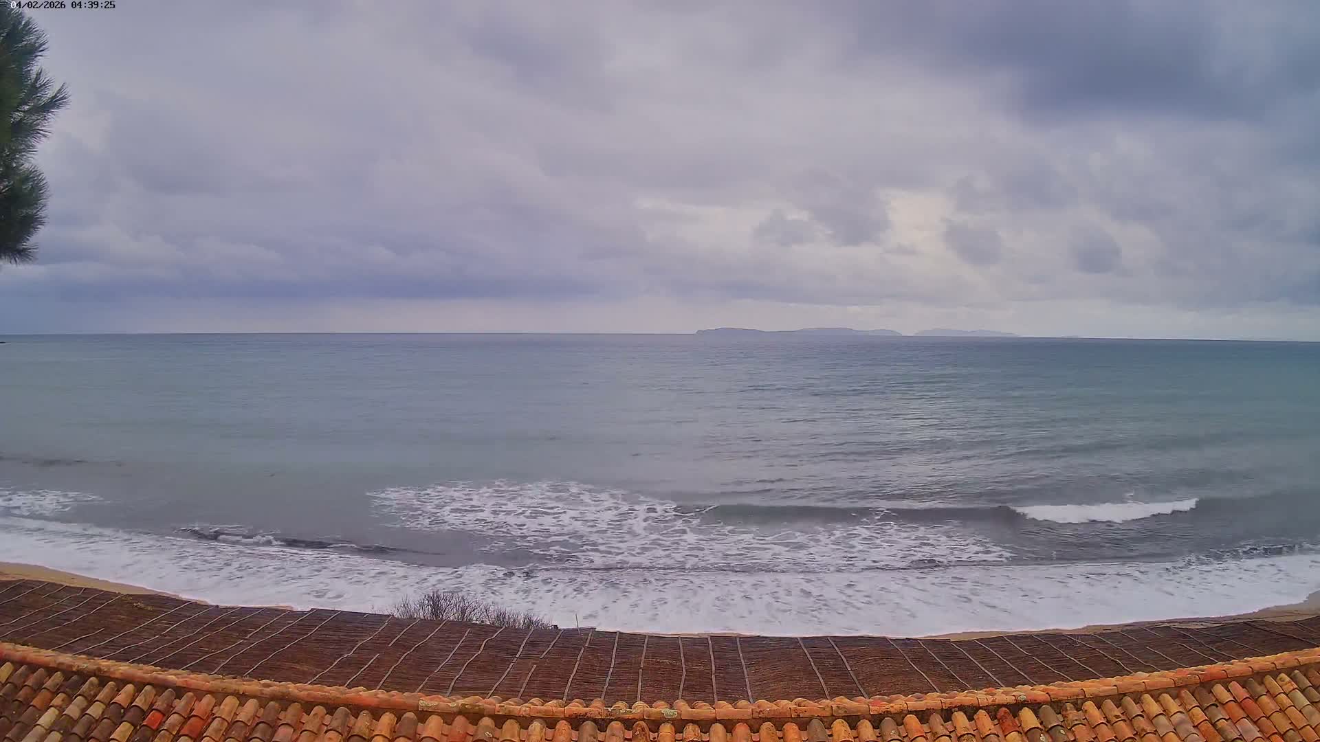 La Croix-Valmer - Plage d'Heraclee Live Cam  - Draguignan,  Var, Provence-Alpes-Cote d’Azur, France