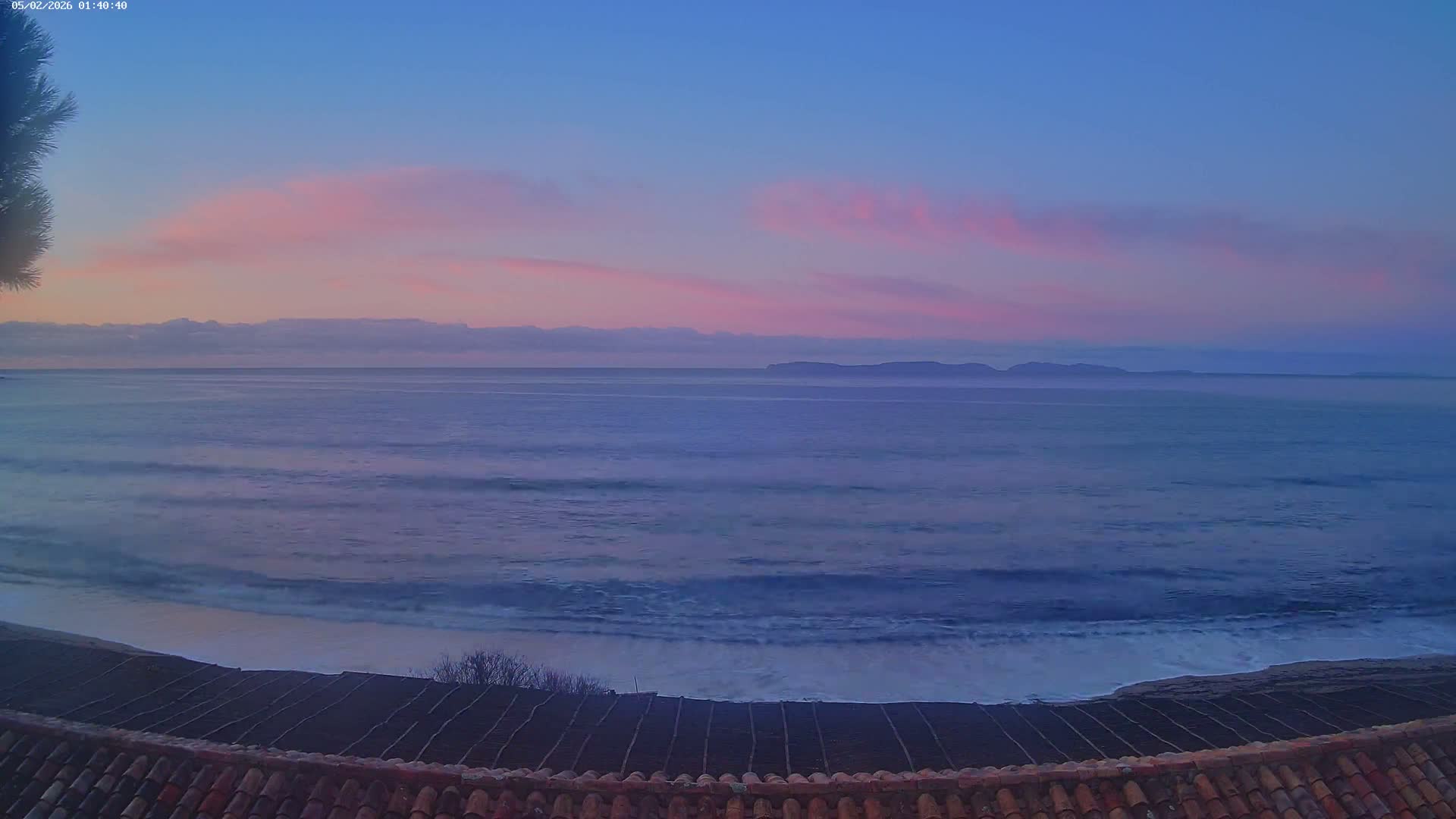 La Croix-Valmer - Plage d'Heraclee Live Cam  - Draguignan,  Var, Provence-Alpes-Cote d’Azur, France