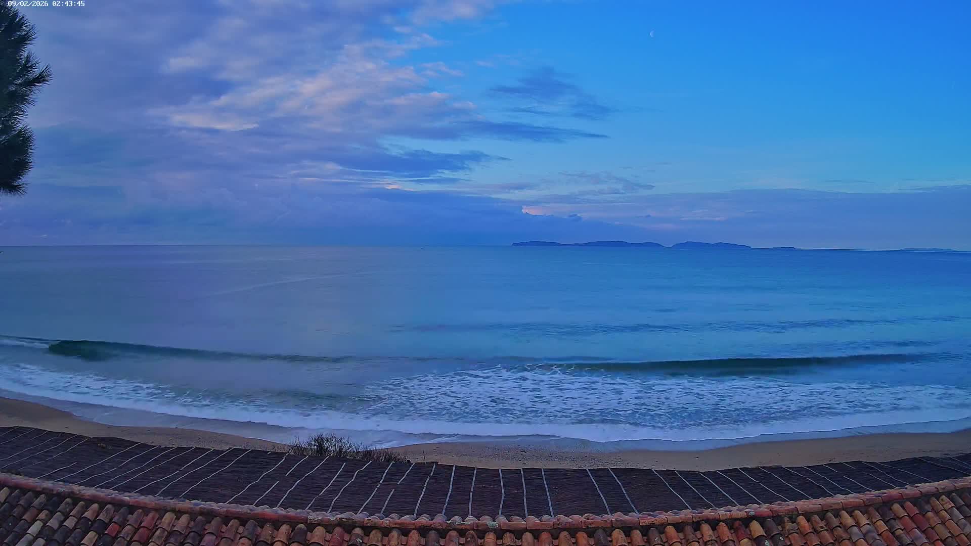 La Croix-Valmer - Plage d'Heraclee Live Cam  - Draguignan,  Var, Provence-Alpes-Cote d’Azur, France