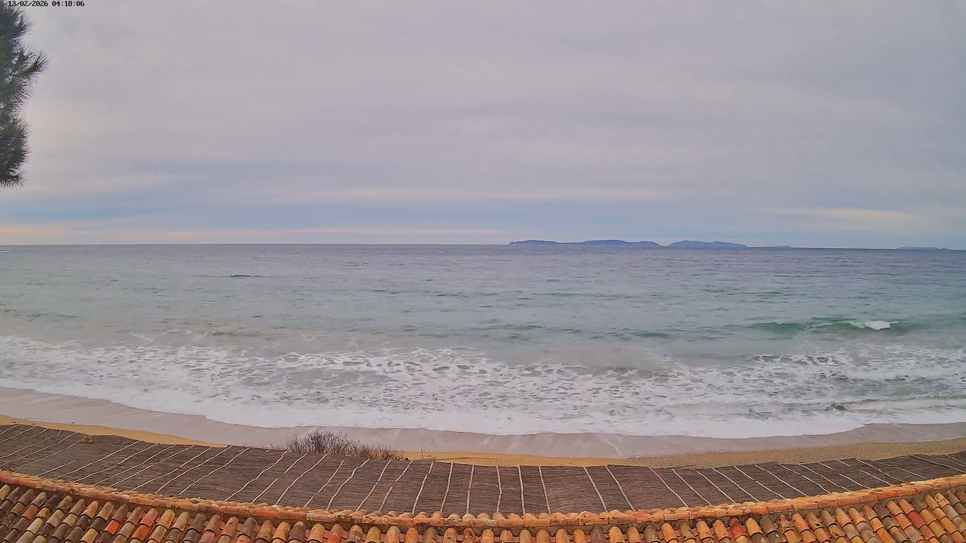 La Croix-Valmer - Plage d'Heraclee Live Cam  - Draguignan,  Var, Provence-Alpes-Cote d’Azur, France