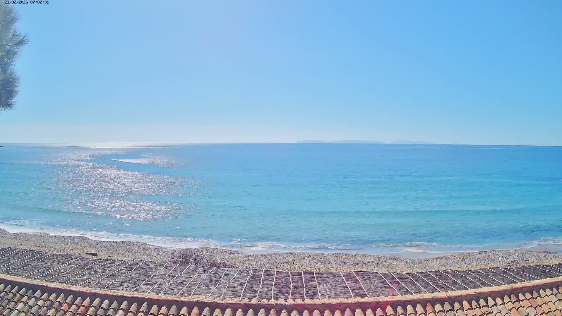 La Croix-Valmer - Plage d'Heraclee Live Cam  - Draguignan,  Var, Provence-Alpes-Cote d’Azur, France