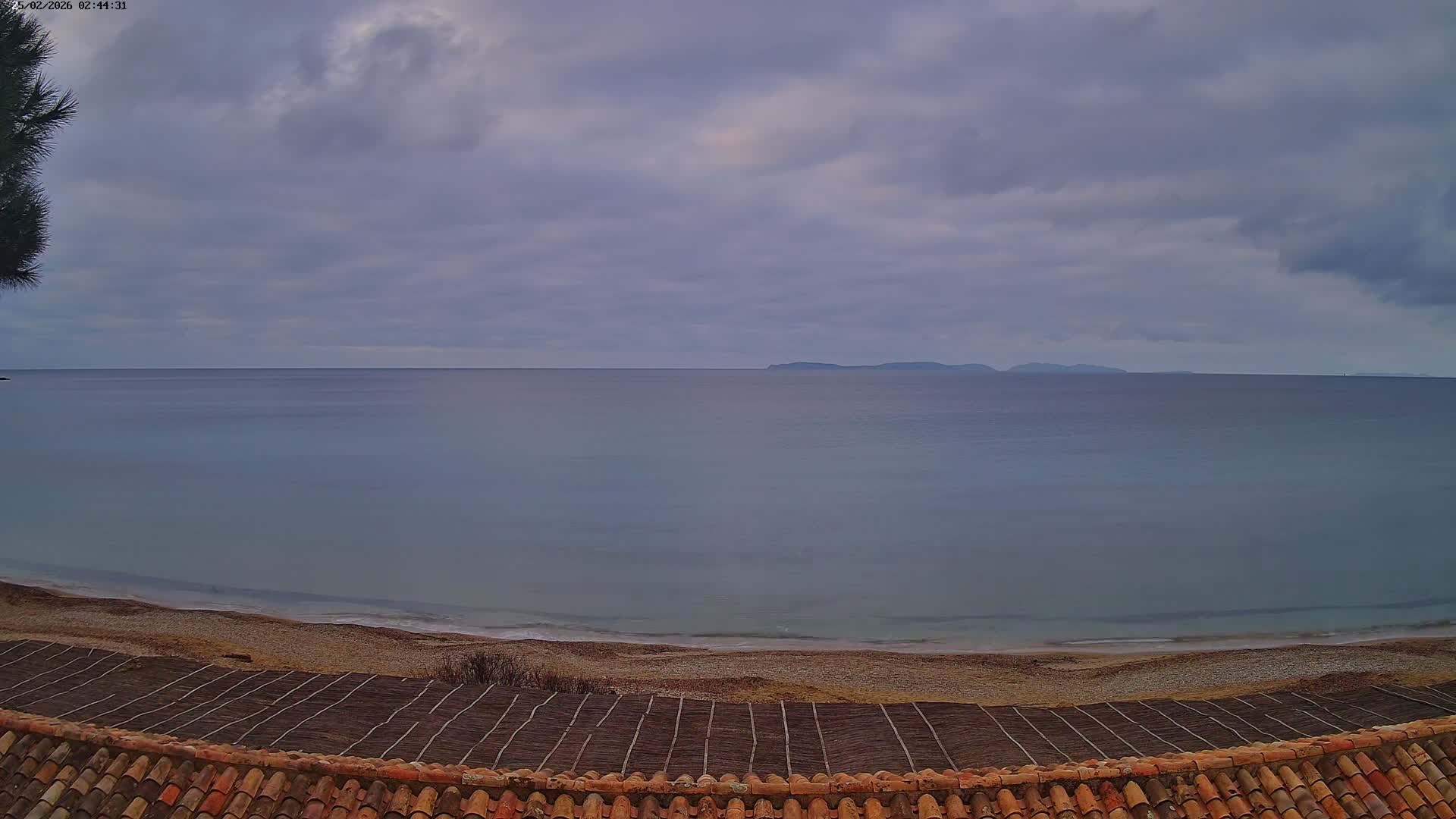 La Croix-Valmer - Plage d'Heraclee Live Cam  - Draguignan,  Var, Provence-Alpes-Cote d’Azur, France