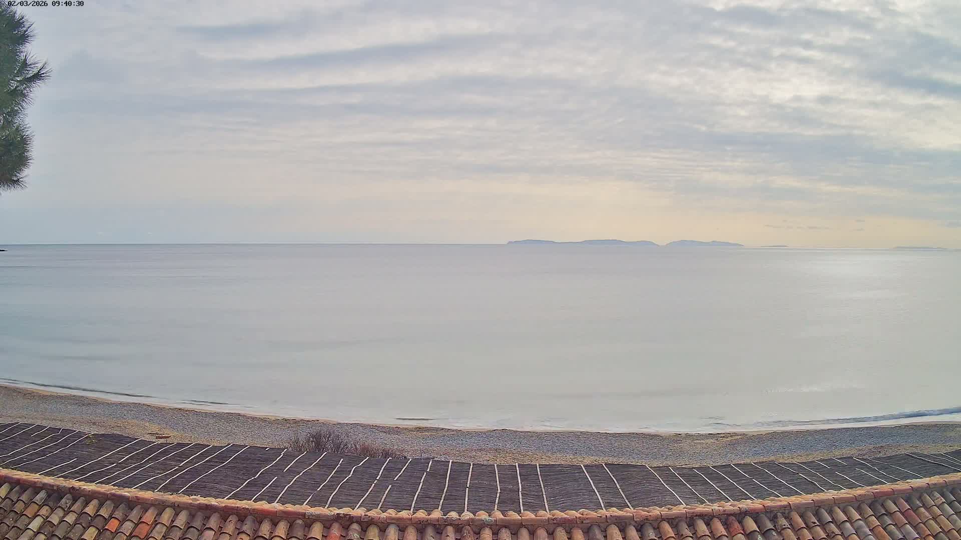 La Croix-Valmer - Plage d'Heraclee Live Cam  - Draguignan,  Var, Provence-Alpes-Cote d’Azur, France