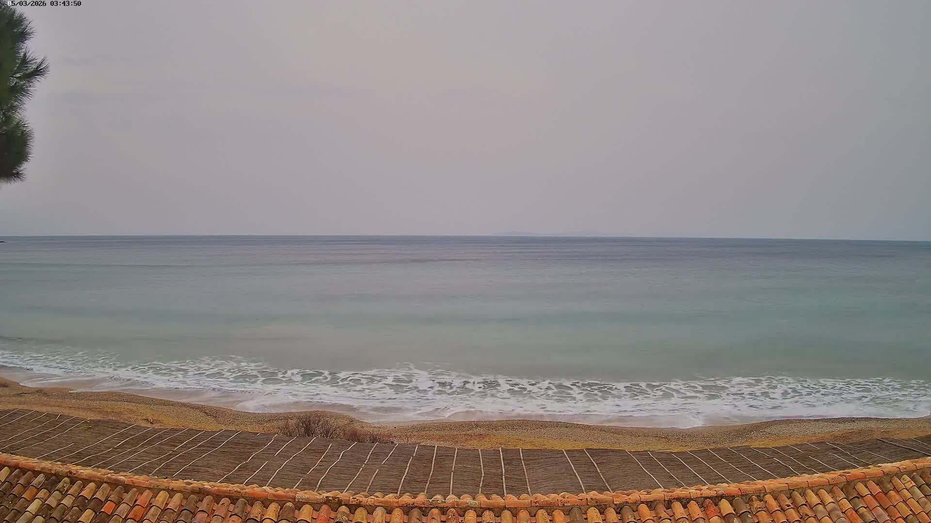 La Croix-Valmer - Plage d'Heraclee Live Cam  - Draguignan,  Var, Provence-Alpes-Cote d’Azur, France